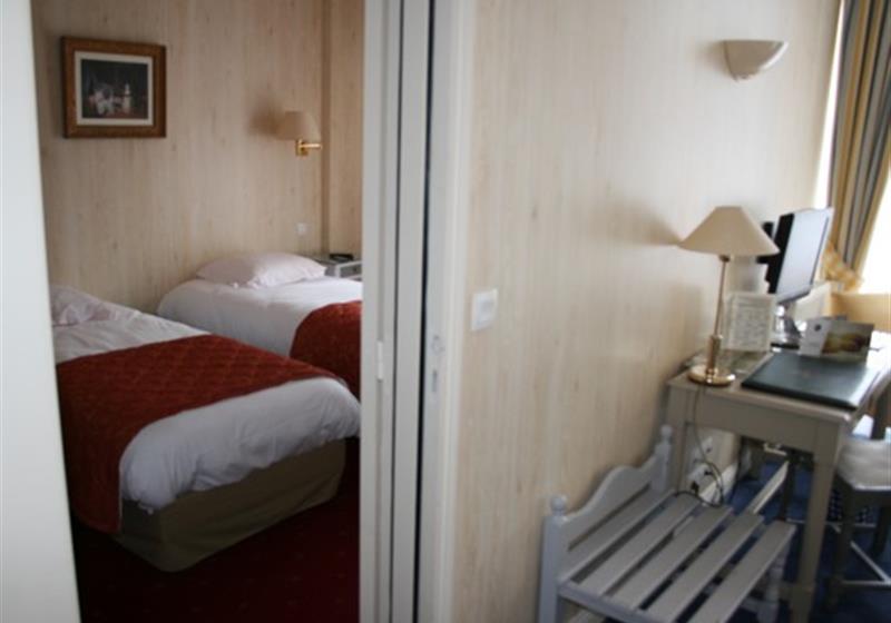 Communicate rooms - Hôtel le D'Avaugour